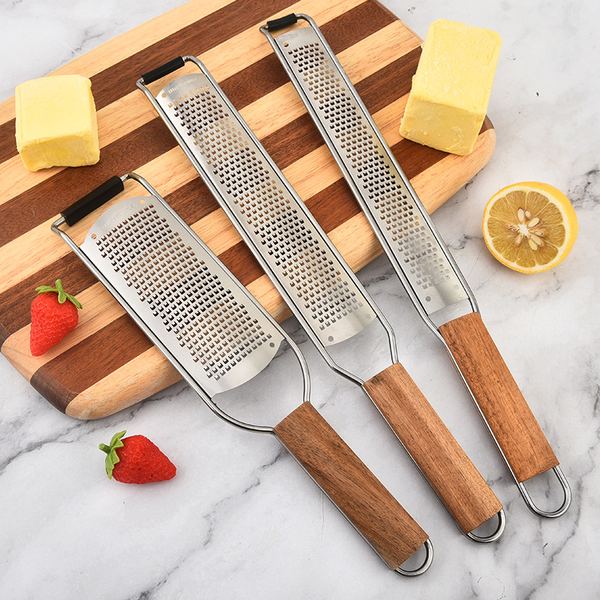 Rallador Acero Inoxidable con Mango de Madera